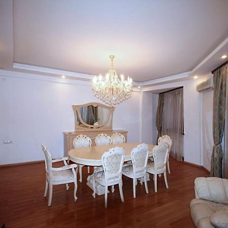 Freedom Apartments On Yekmalyan Str Jereván Kültér fotó