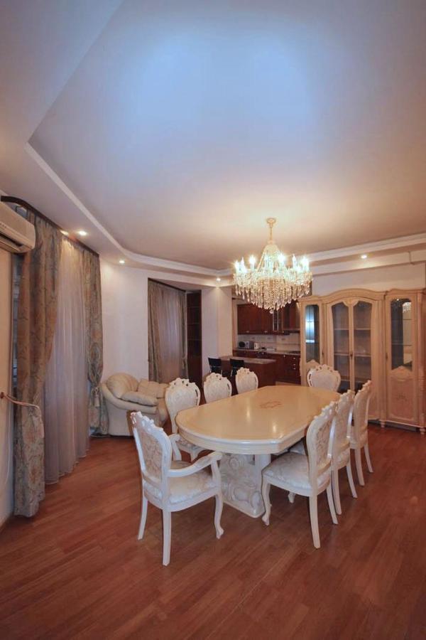 Freedom Apartments On Yekmalyan Str Jereván Kültér fotó