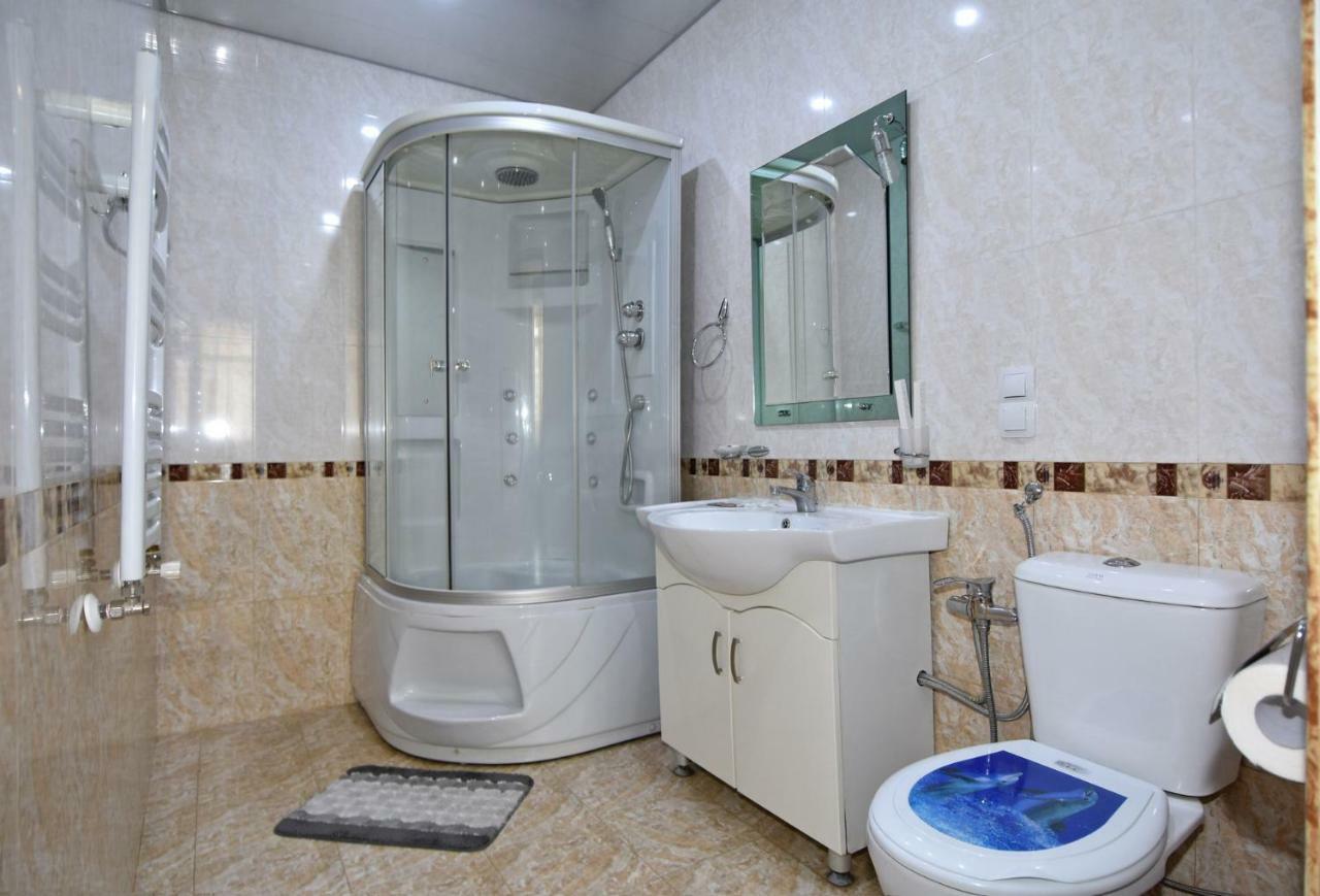 Freedom Apartments On Yekmalyan Str Jereván Kültér fotó